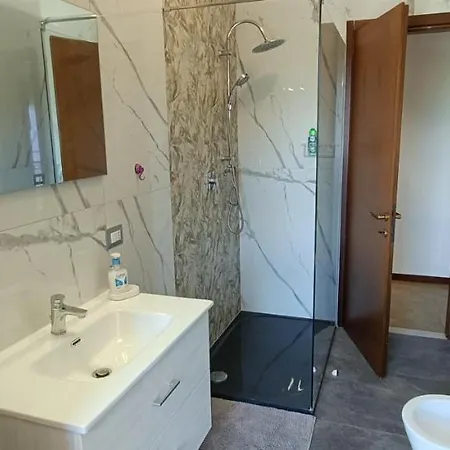 Mesi Apartament *